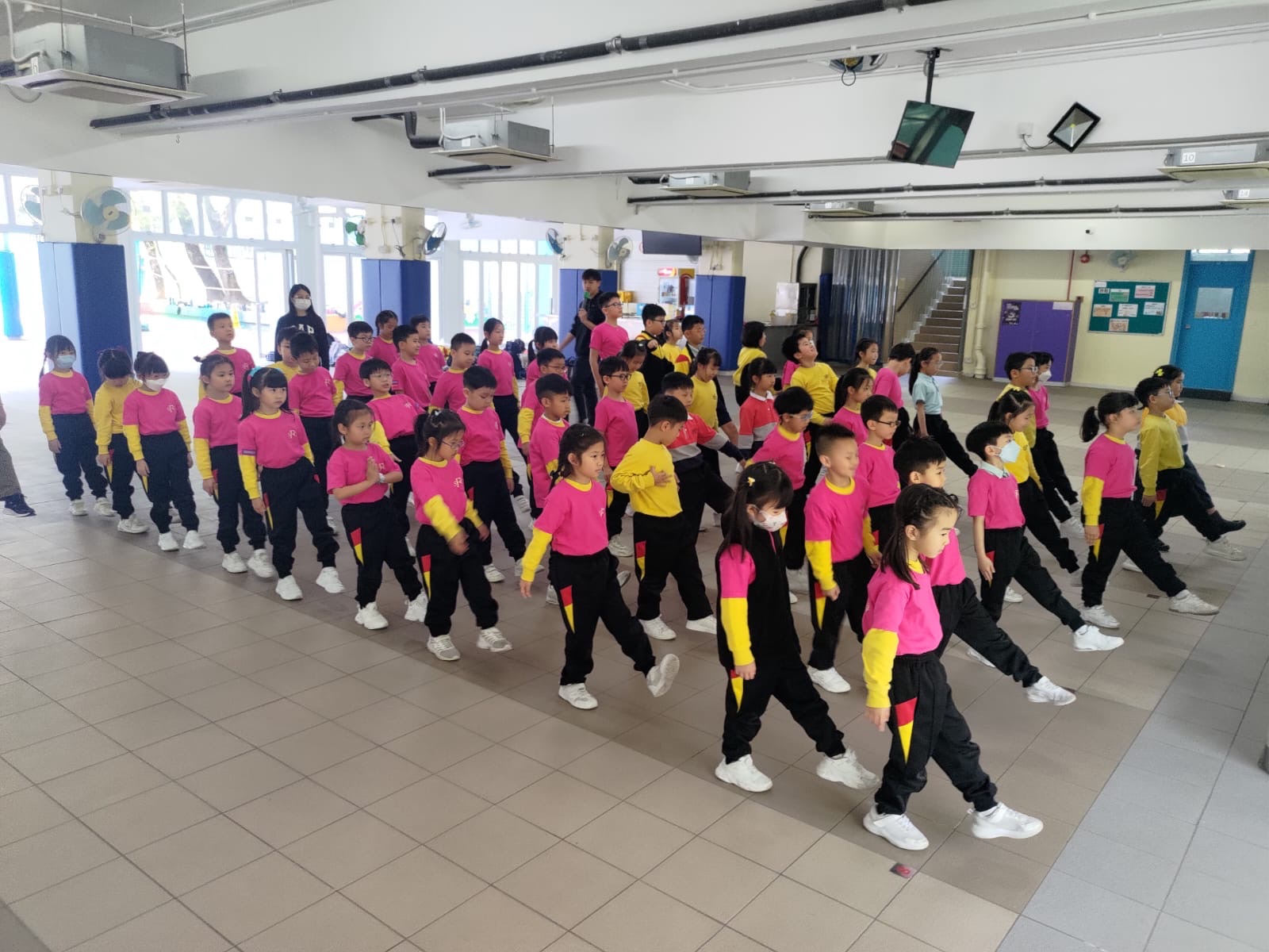 小學到校升旗訓練 – 與國旗的情感連結