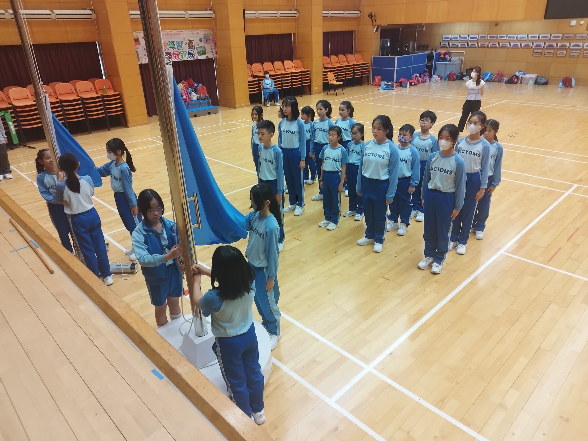 一起升旗：到校升旗訓練