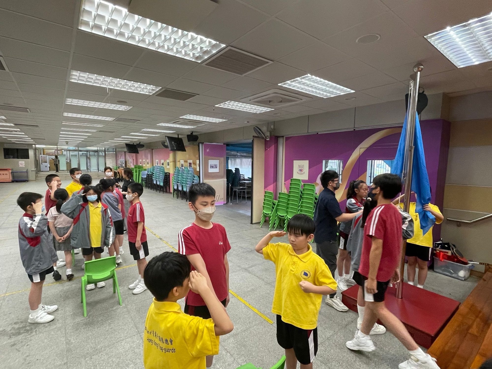 到校升旗訓練 – 塑造學生優良品格