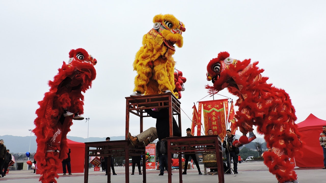 舞獅：中華傳統的喜慶標誌