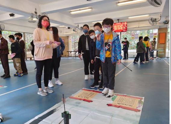 中華文化日投壺遊戲：投擲之間，感受古人社交禮儀