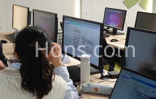 AI 走進九龍中學！數學老師靠 AI 分析學情，終於摸清學生弱點