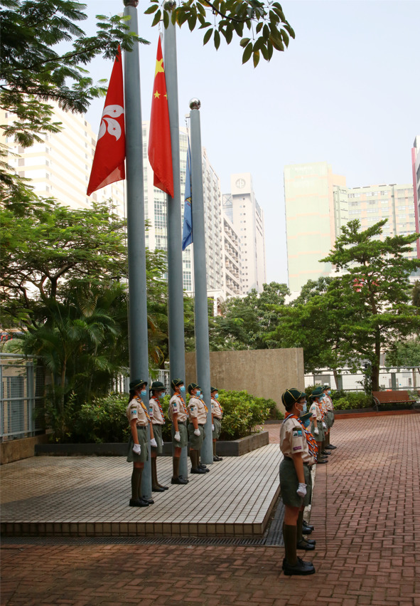 學校工程資助活用，旗杆維修無後顧之憂