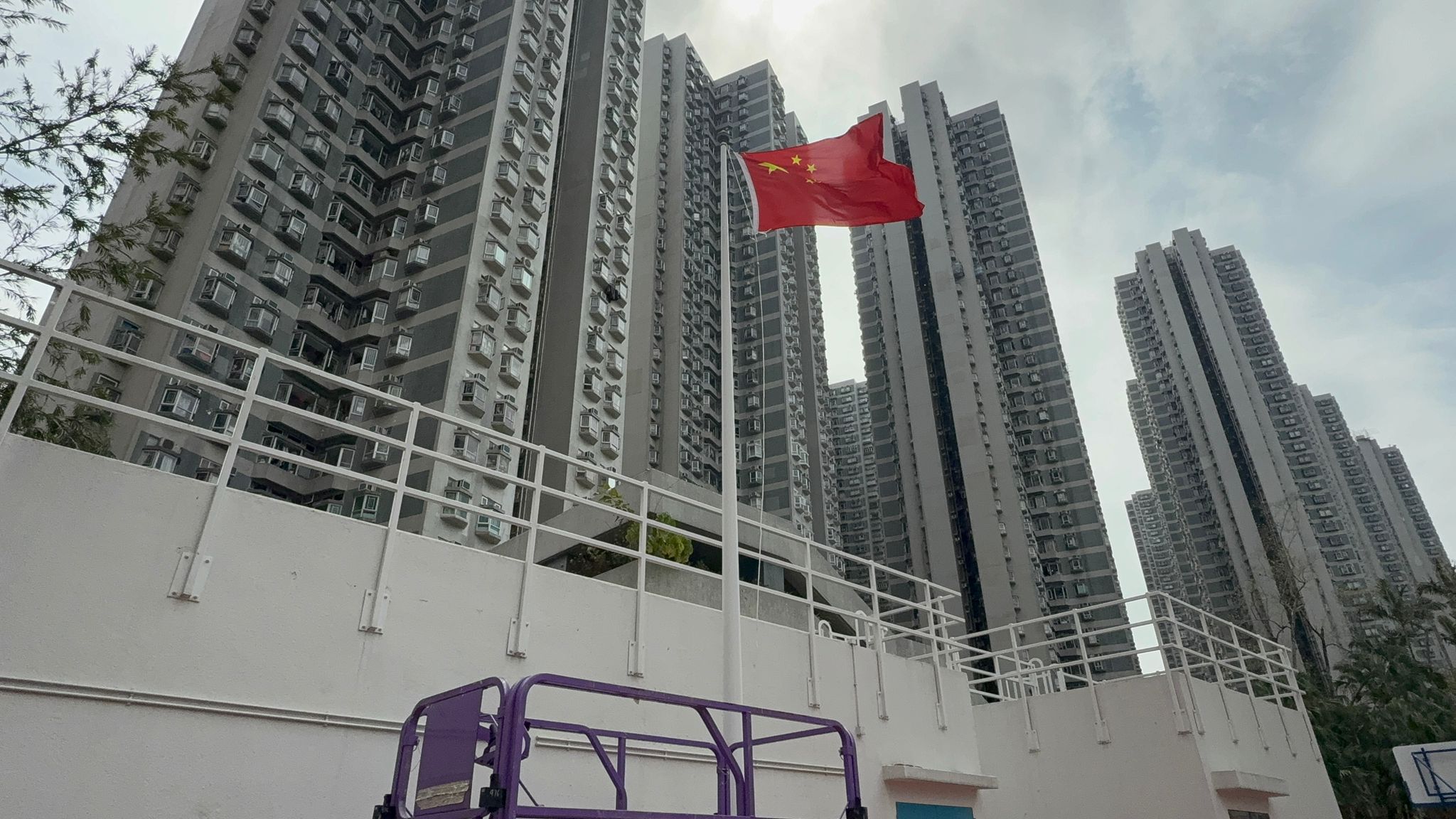 中學大專院校旗桿維修｜內置變外置旗桿工程（全港服務）