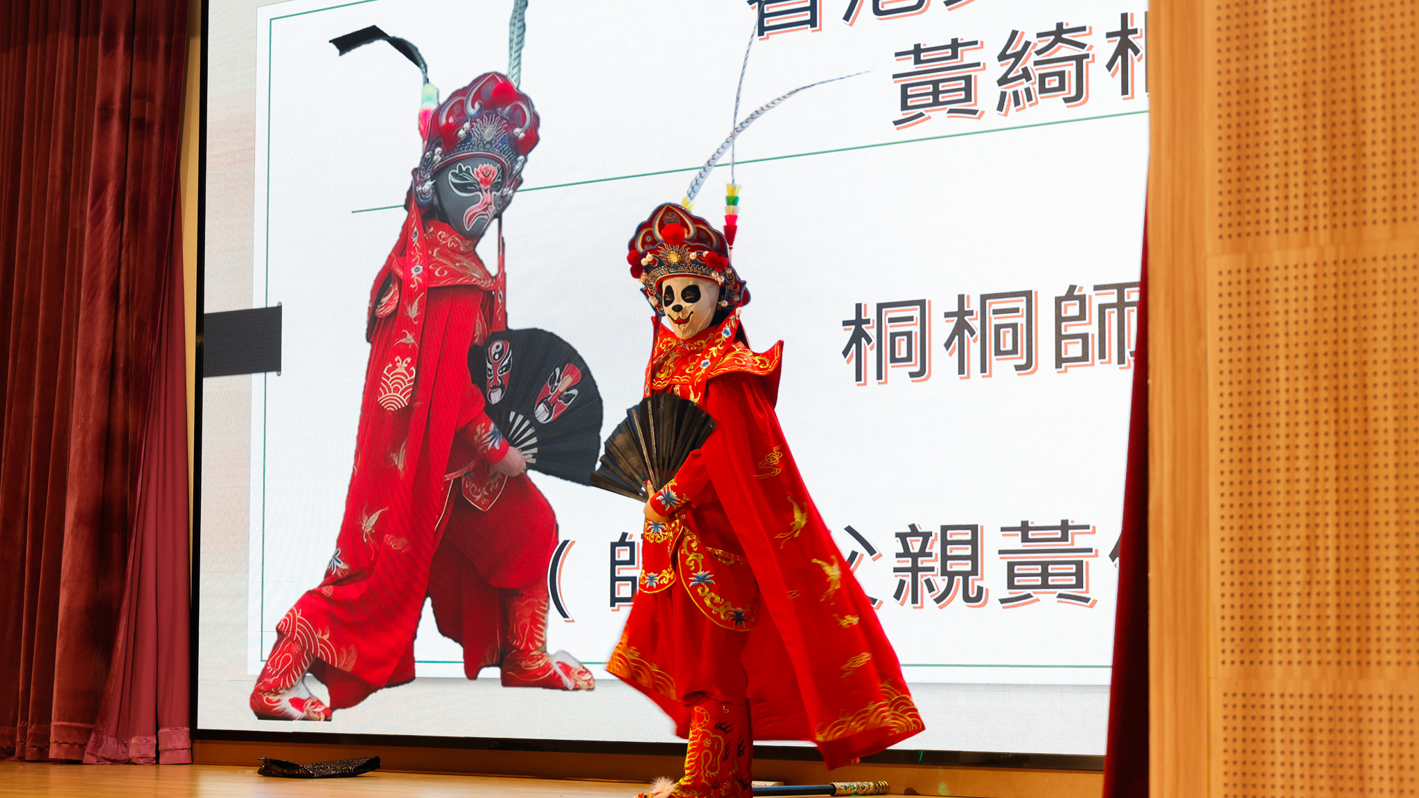 香港中學變臉表演，非遺與青春的碰撞